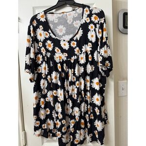 Womens Plus size tshirt size 4X sunflowers NWOT
